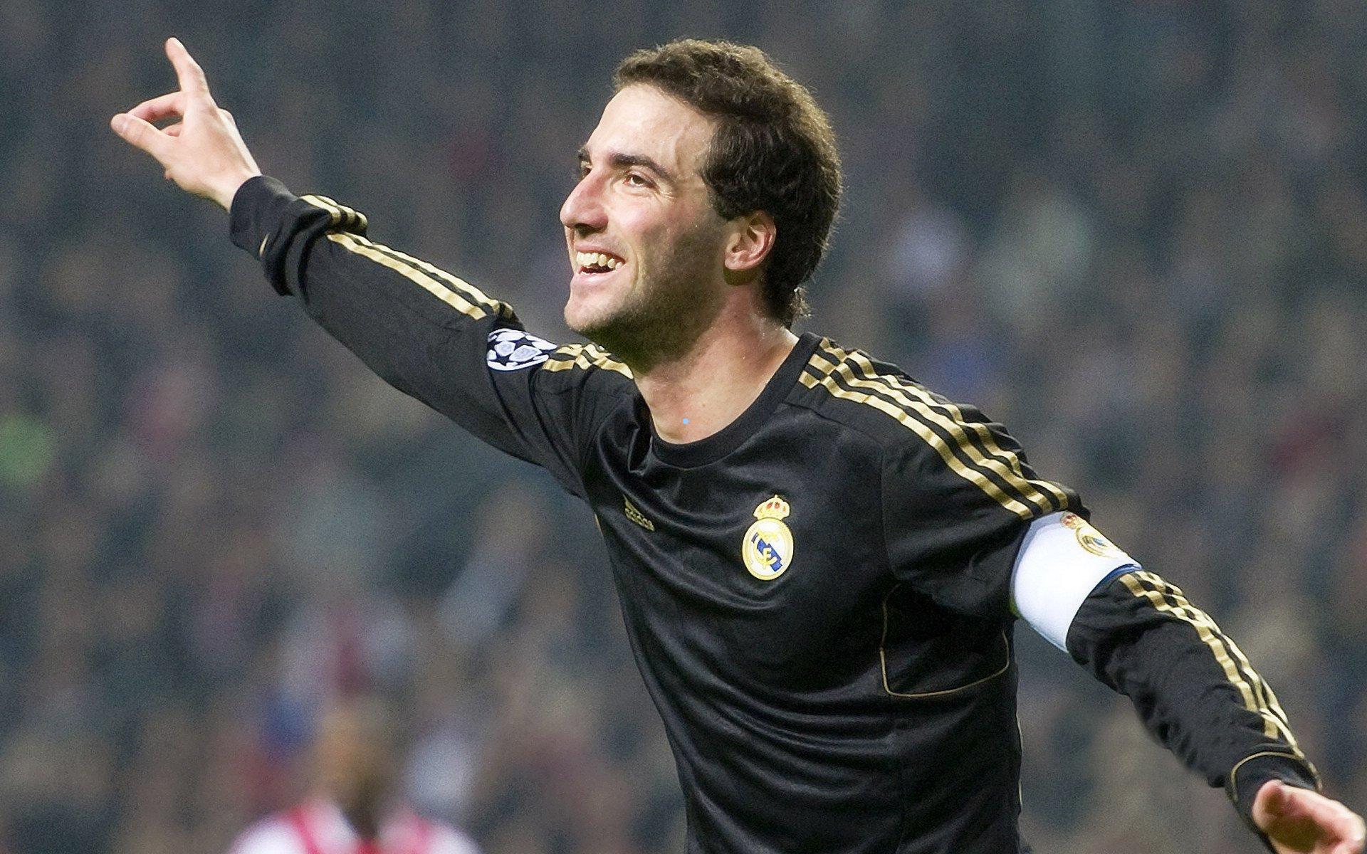 梅西印度之行收官日，与高官会面引期待，莫迪缺席成话题